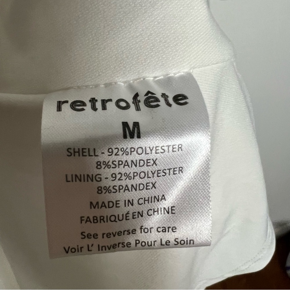 Retrofete Elegant White Backless Maxi Dress - Picture 6 of 11